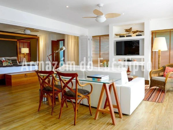 Assoalho De Pinus Tratado - Opção Bonita, E Barata