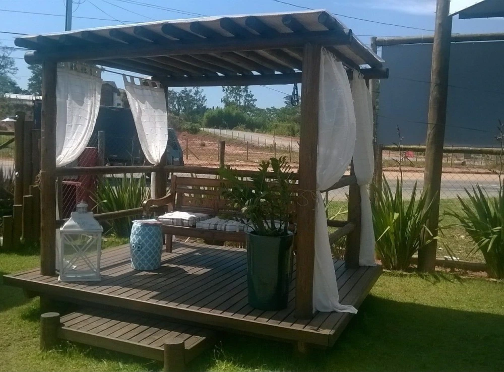 Deixe Seu Jardim Mais Bonito Com Peças Em Eucalipto Tratado!