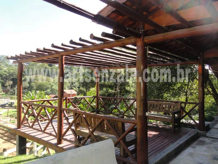 Sombreamento Em Pergolado - Madeira Tratada de Alta Qualidade